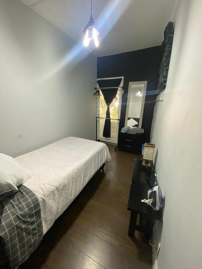 Hostal Letys Place Emilio Мехико Экстерьер фото