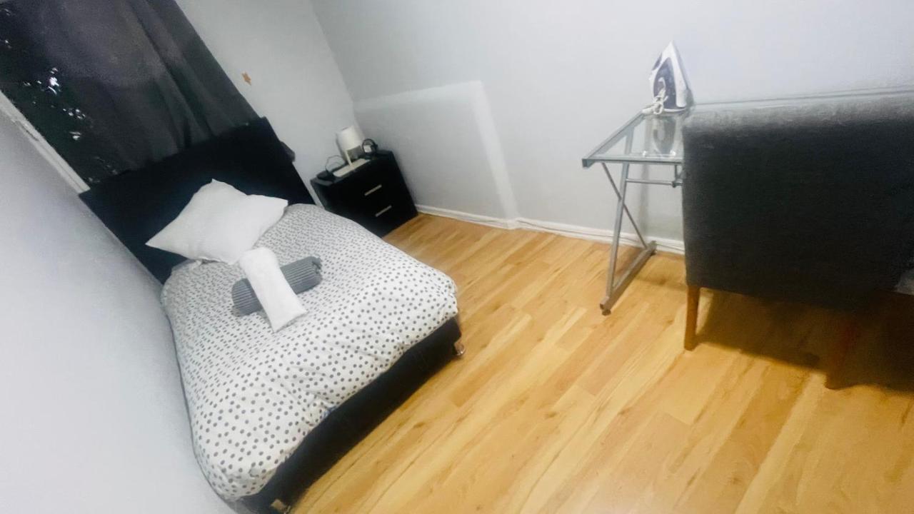 Hostal Letys Place Emilio Мехико Экстерьер фото