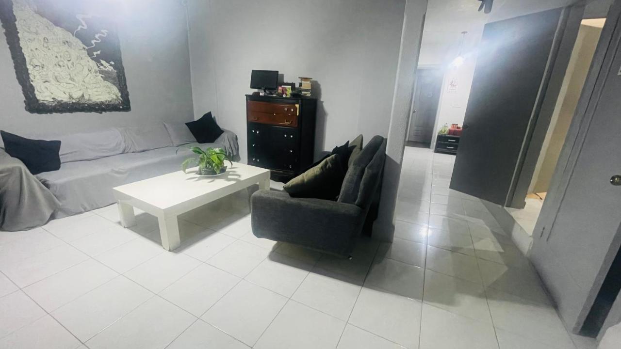 Hostal Letys Place Emilio Мехико Экстерьер фото